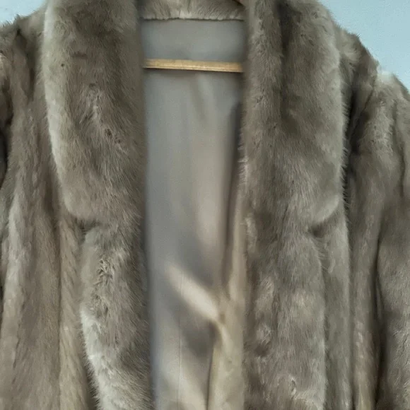 Vintage Mink red fox fur coat- by Buffums Ca. - Picture 12 of 16